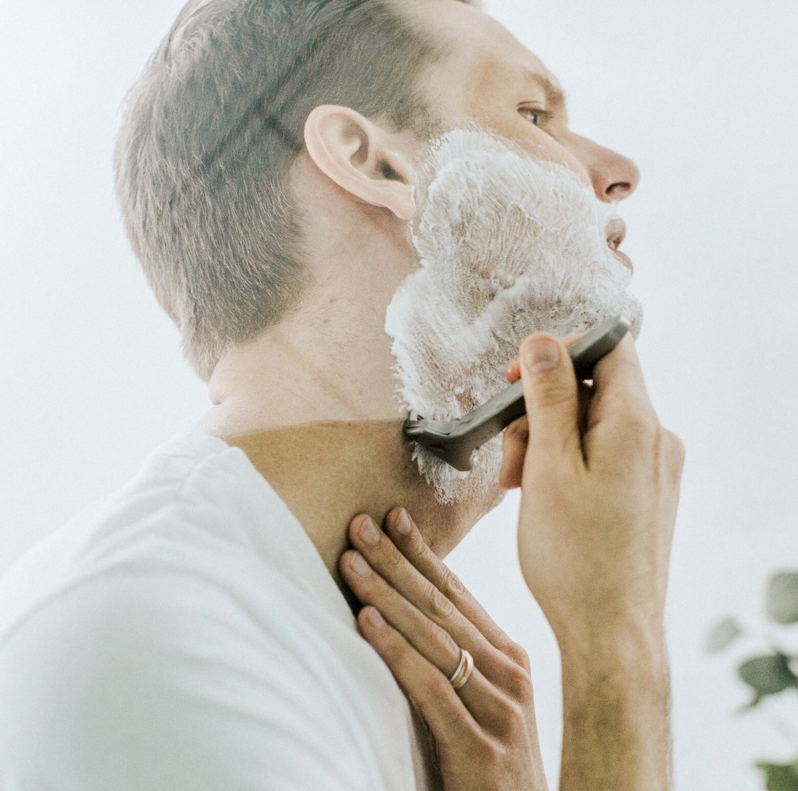 5 хороших гелей для бритья, проверенных редакцией