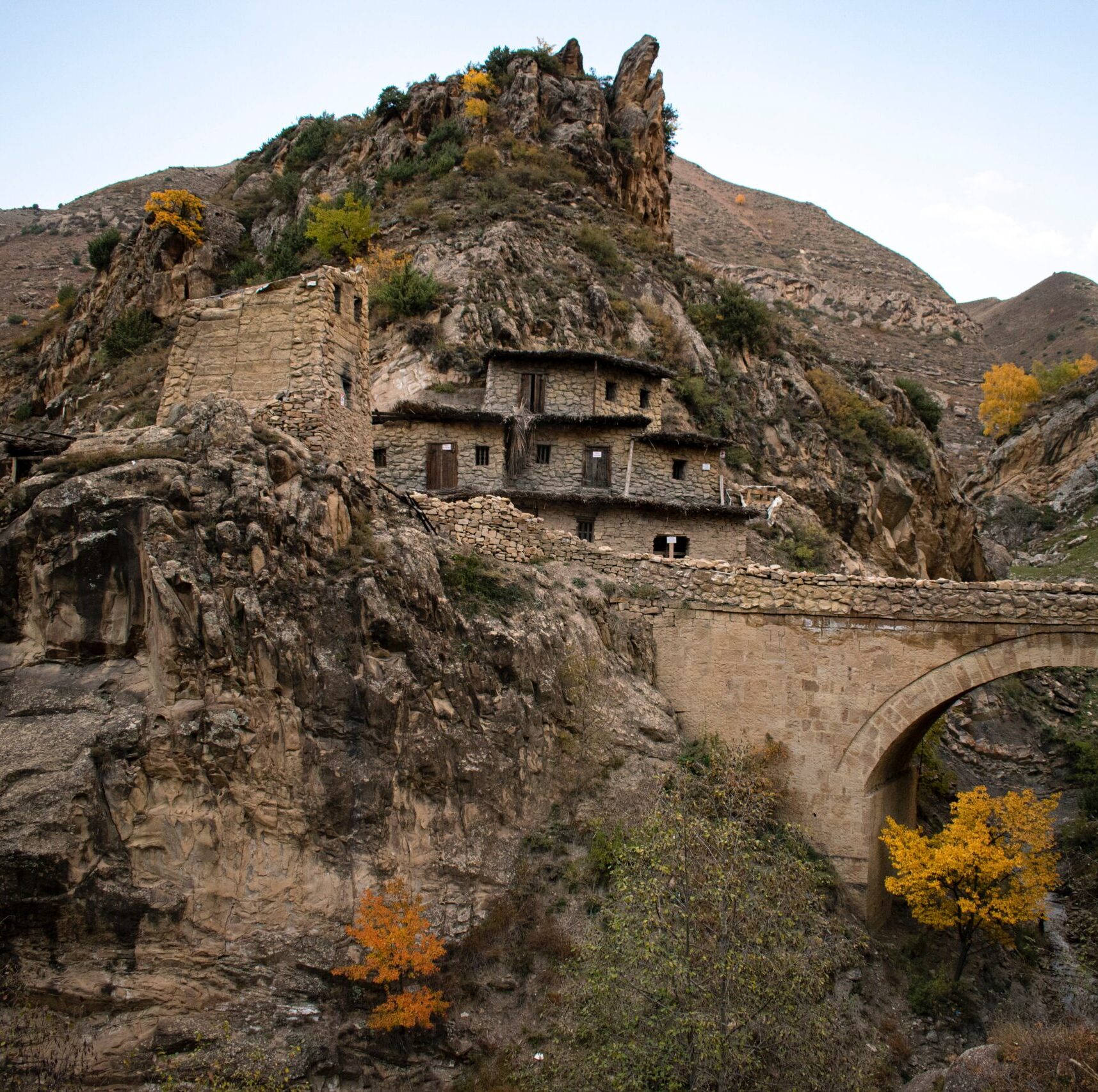 Гид по Дагестану: самый глубокий каньон в Европе, старейший город России и село-призрак